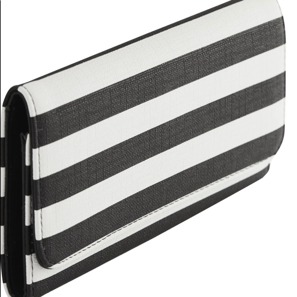 Kut From The Kloth Wallet